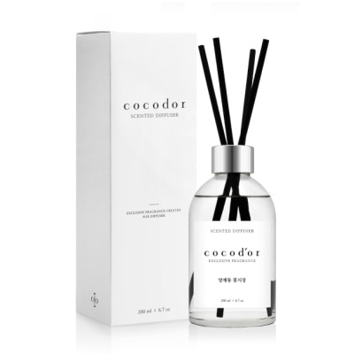 COCODOR COCODOR WHITE LABEL系列擴香瓶200ml-花草市集(三角盒與方盒包裝隨機出貨)