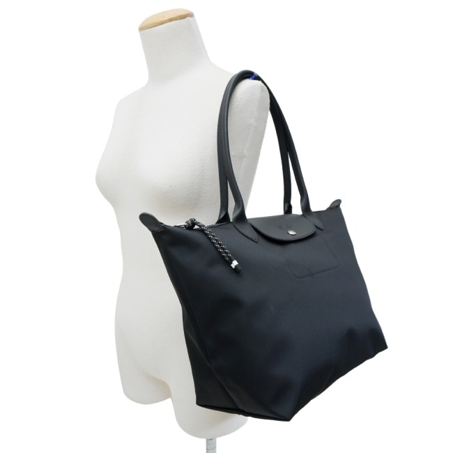 LONGCHAMP LE PLIAGE ENERGY系列再生尼龍長把肩背水餃包(大/黑)1899-HSR-001