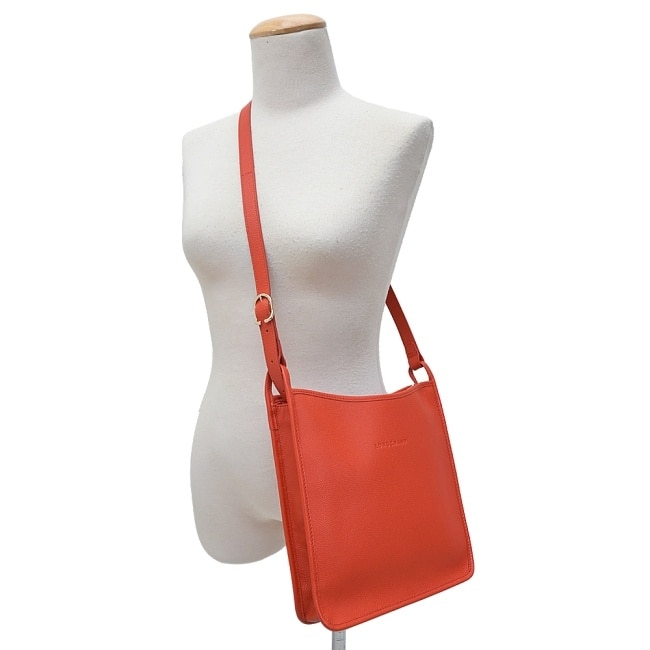 LONGCHAMP LE FOULONNE系列牛皮直式斜背包(大/紅椒)10140-021-685