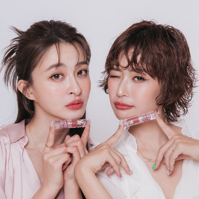 FreshO2 X 妞妞x小貓 永恆星光六胜肽豐潤水感唇釉-03 蘋什麼紅 1.5g