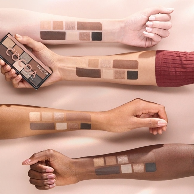 卡翠絲絲絨黑巧眼影盤 9g