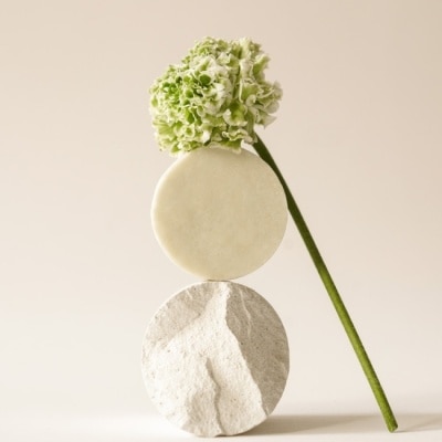 LA MANUFACTURE EN PROVENCE 【Lyanature】李英愛親研LYA 植物泡泡敏感頭皮 三合一洗髮沐浴皂 87g 公司貨