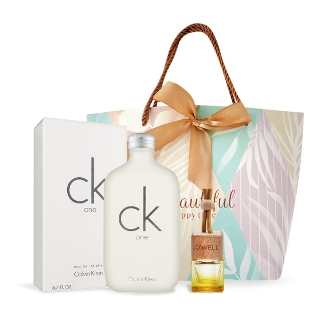 Calvin Klein CK ONE中性淡香水限定禮-[淡香水200ml+香氛擴香掛飾+禮品袋]-國際航空版