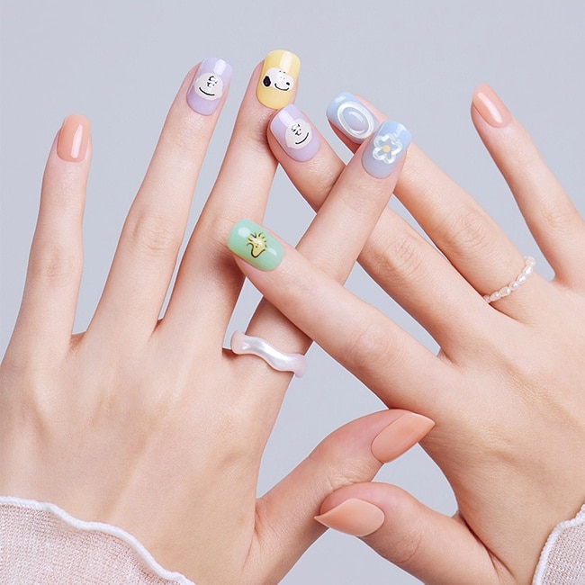 Dashing Diva x Snoopy/P頂級璀燦美甲片-心情史努比-30片