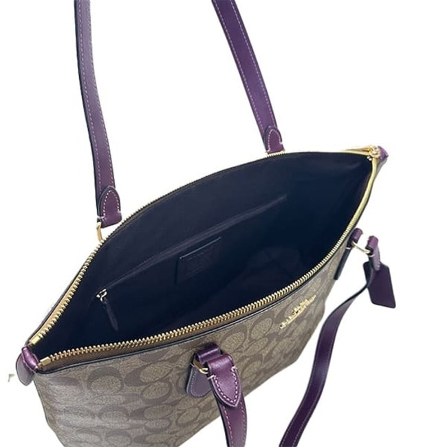 【COACH】經典LOGO滿版托特包-卡其紫色